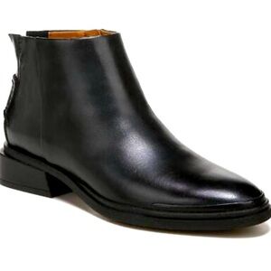 SARTO Booties black leather